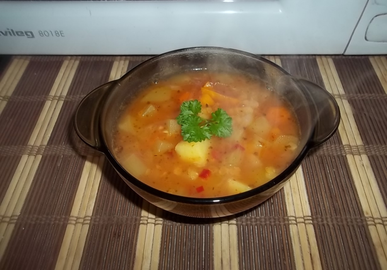 Zupa cukiniowa z soczewicą foto