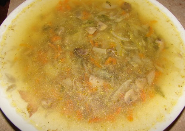 Fotografia przedstawiająca Zupa cukiniowo - pieczarkowa