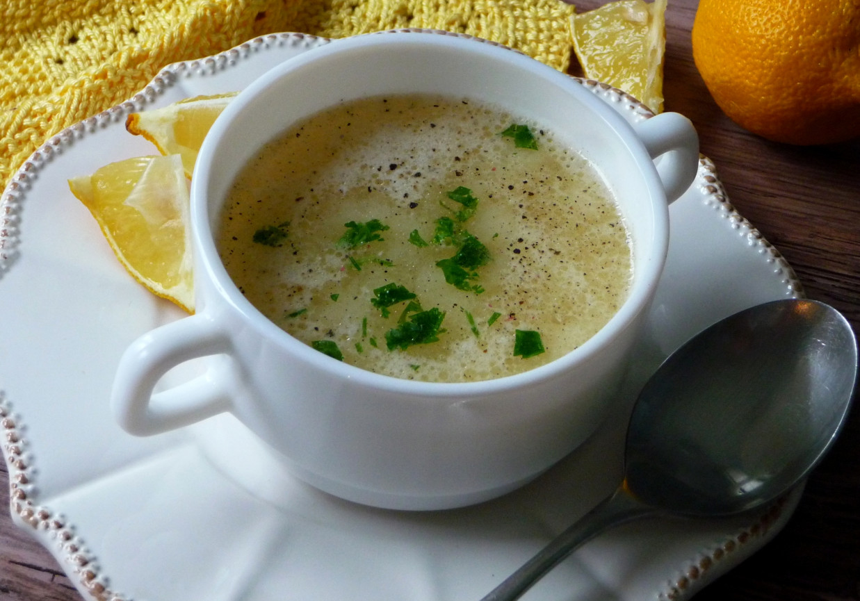 Zupa cytrynowa z makaronem foto
