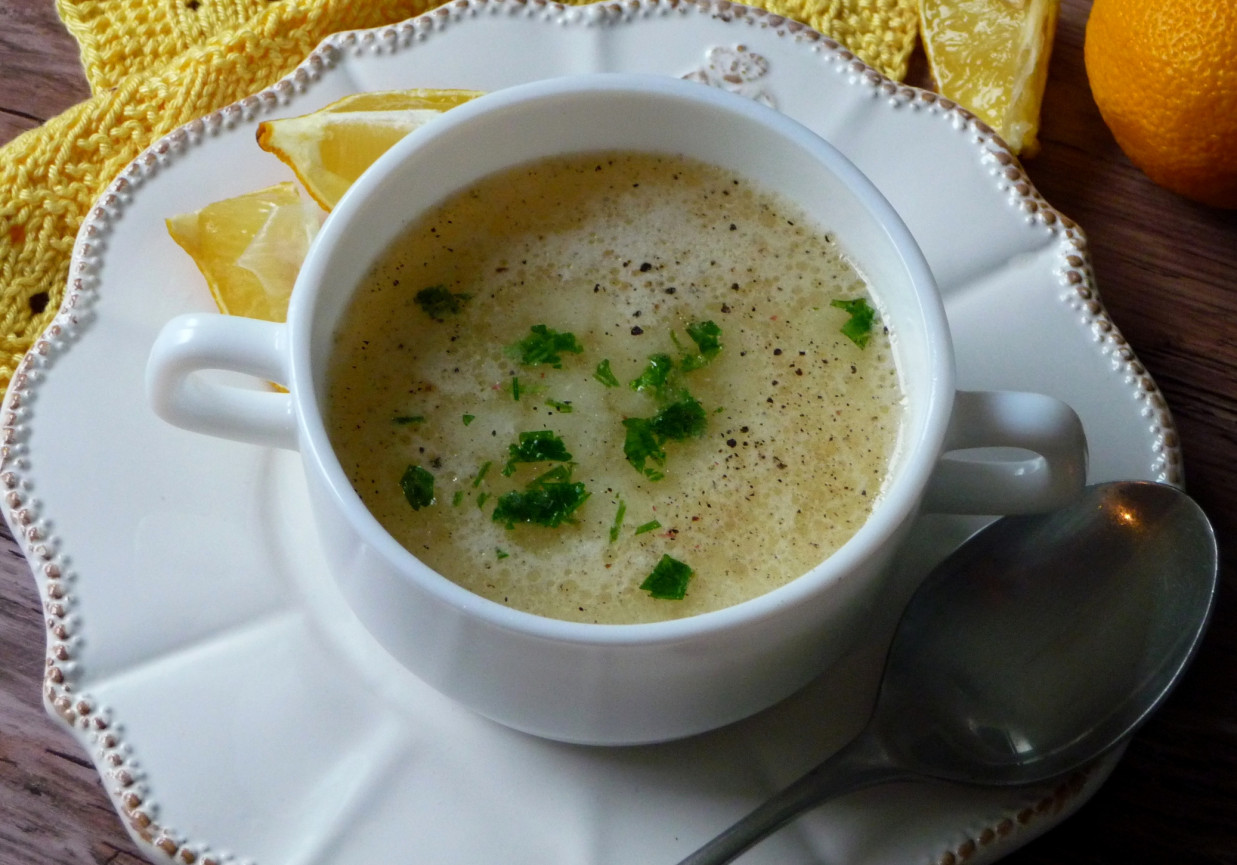 Zupa cytrynowa z makaronem foto