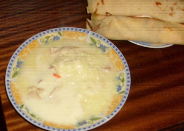 Fotografia przedstawiająca zupa cytrynowa