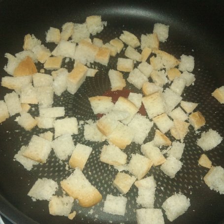 Krok 1 - Zupa czosnkowa foto