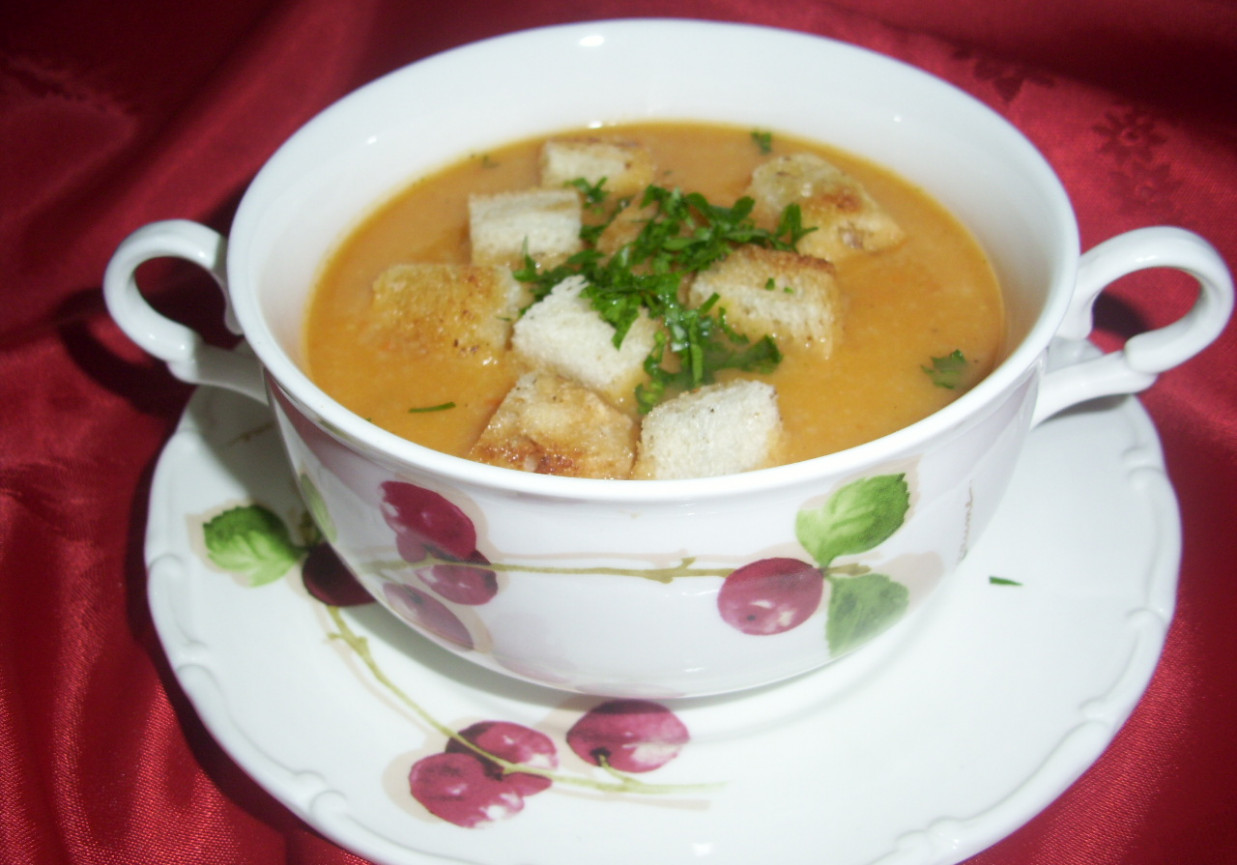 Zupa czosnkowo-paprykowa foto