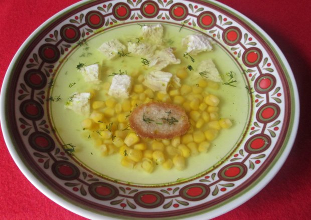 Fotografia przedstawiająca Zupa drobiowa z kukurydzą