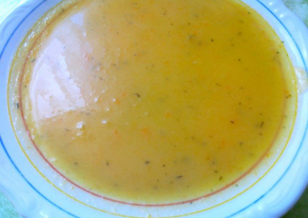 Fotografia przedstawiająca zupa dyniowa na słodko