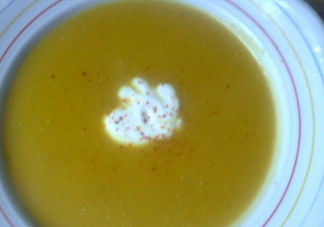 zupa dyniowa z curry foto