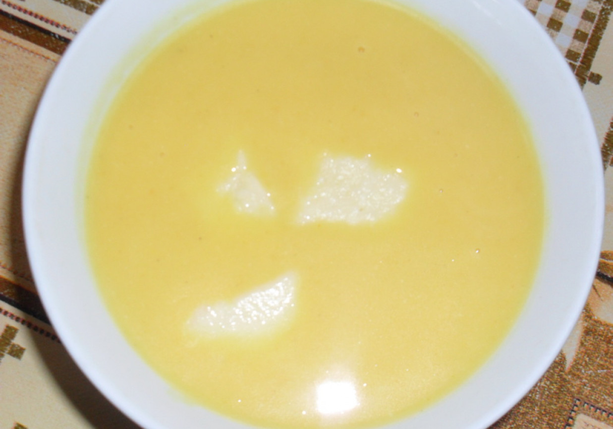 zupa dyniowa z kluskami foto