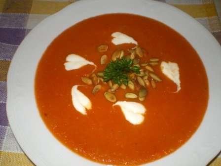 Fotografia przedstawiająca Zupa dyniowo-pomidorowa