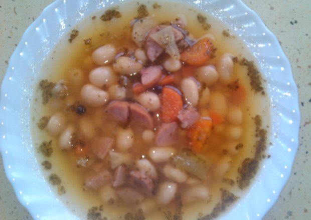 Fotografia przedstawiająca zupa fasolowa - mieszana