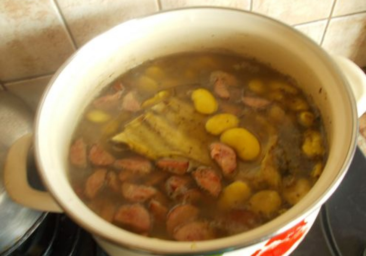 Zupa fasolowa po serbsku foto