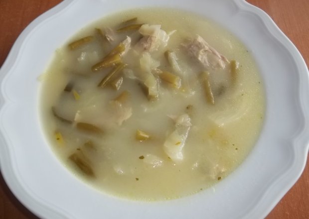 Fotografia przedstawiająca Zupa fasolowa z kapustą