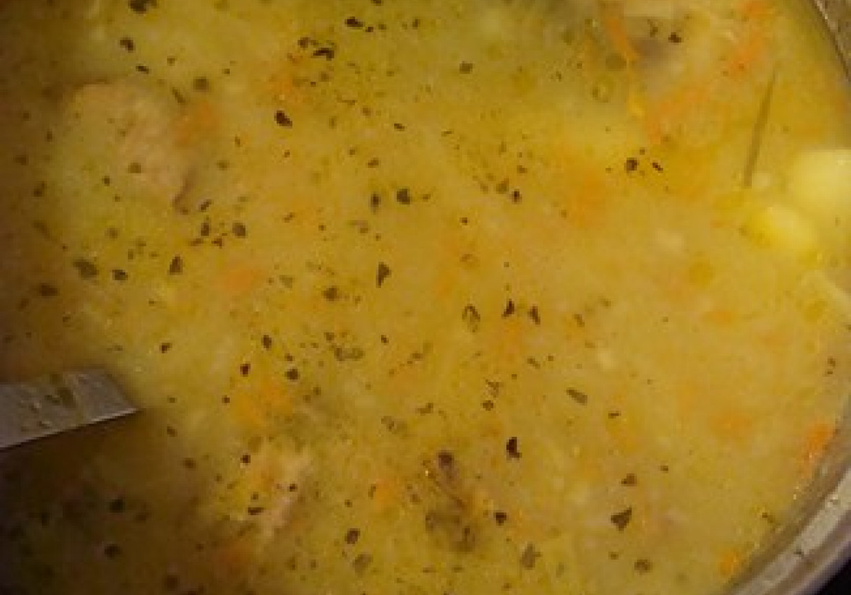 Zupa fasolowa z szynką foto