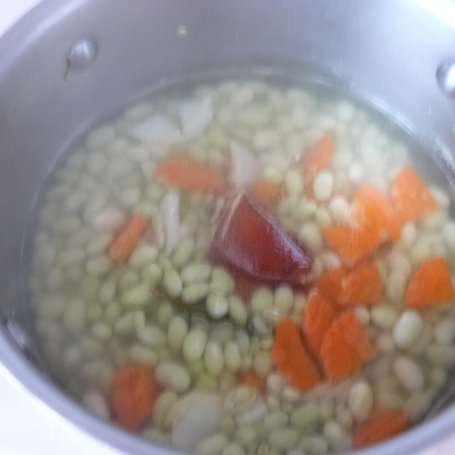 Krok 4 - Zupa fasolowa z warzywami  foto