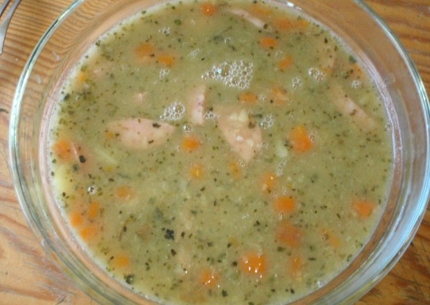Fotografia przedstawiająca Zupa grochowa a la krem