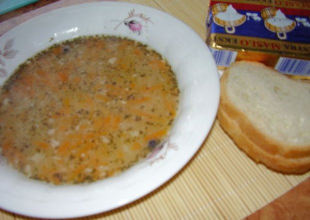 Fotografia przedstawiająca Zupa grochowa na boczku