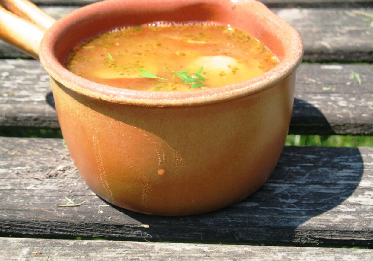 Zupa grochowa z kiełbasą foto