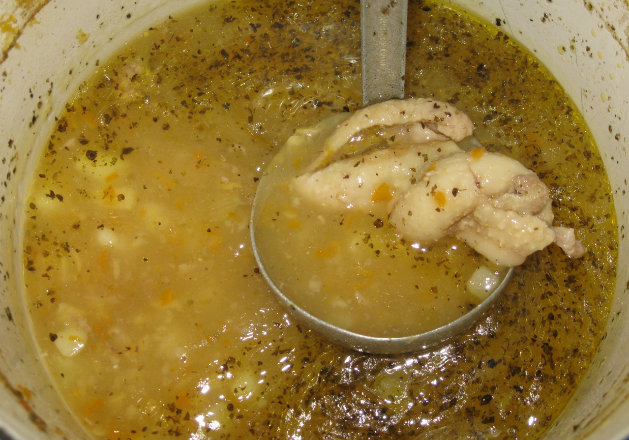 zupa grochowa z maczki foto