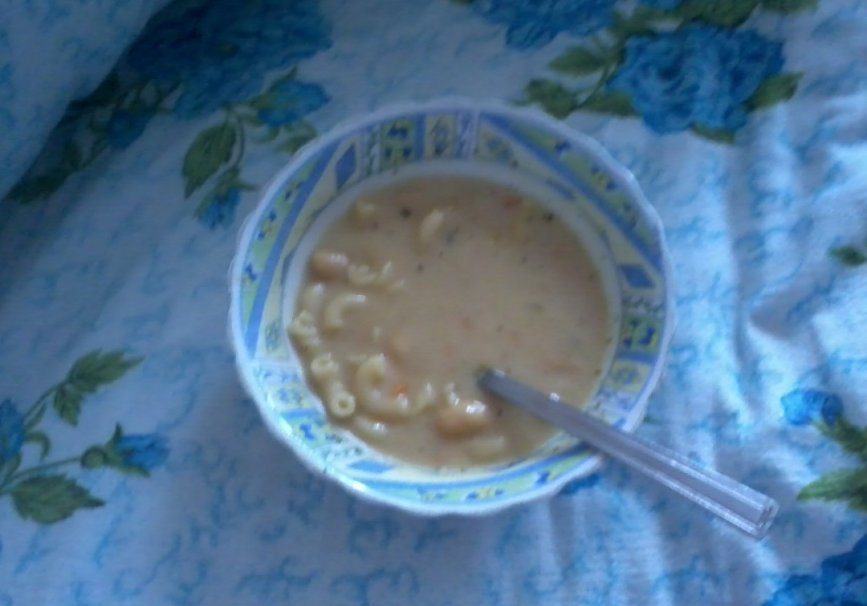 Zupa grochowa z makaronem foto