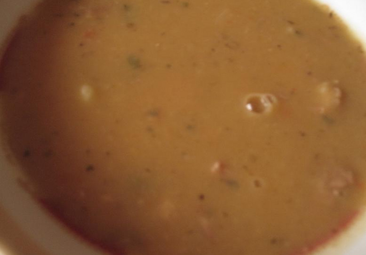 zupa grochowa z ziemniakami foto