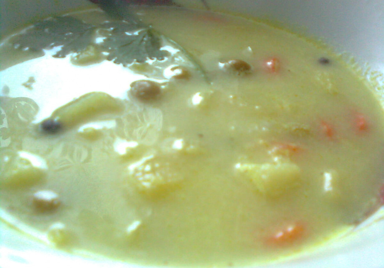 Zupa groszkowo-kapustowa foto