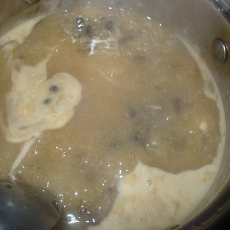 Krok 4 - Zupa grzybowa wigilijna z ziemniakami foto