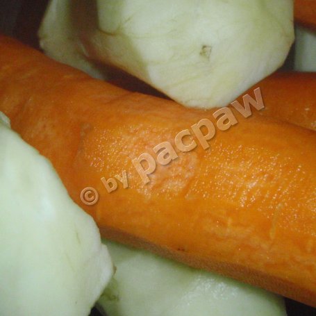 Krok 1 - Zupa gulaszowa z kaszą jęczmienną i topinamburem foto