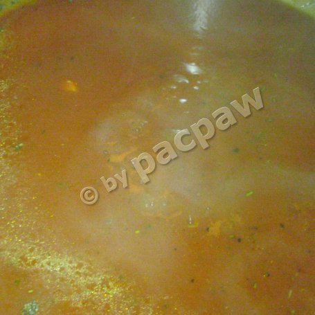 Krok 10 - Zupa gulaszowa z kaszą jęczmienną i topinamburem foto