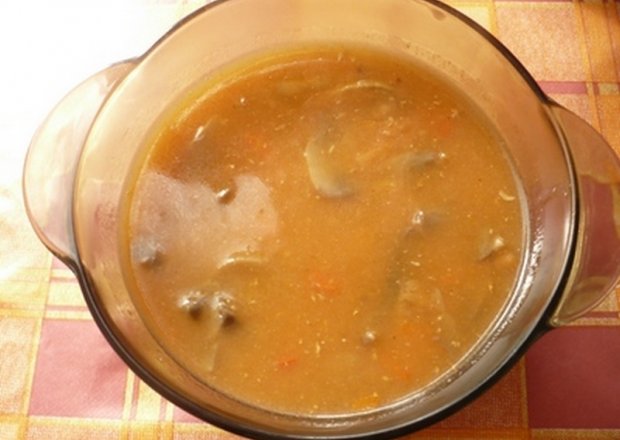 Fotografia przedstawiająca Zupa gulaszowa z wieprzowiną