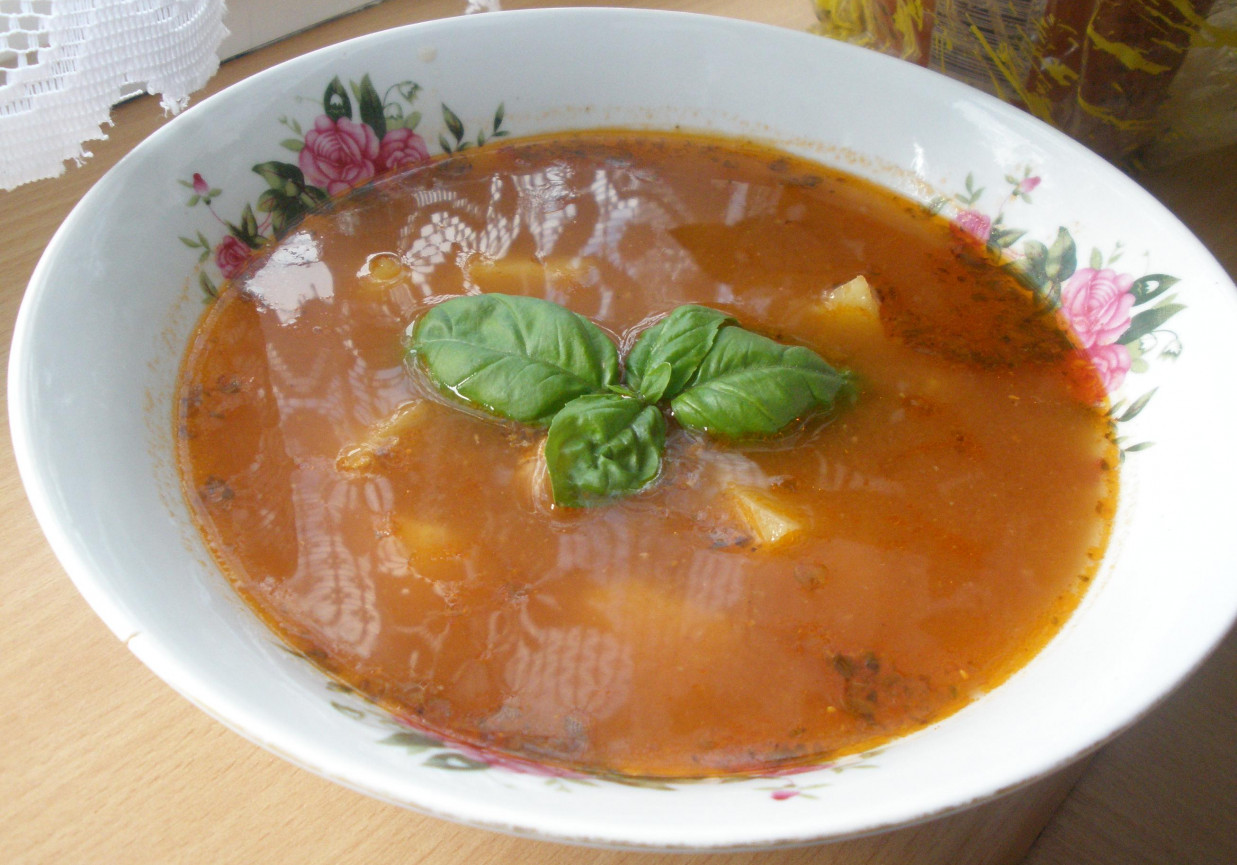Zupa gulaszowa foto