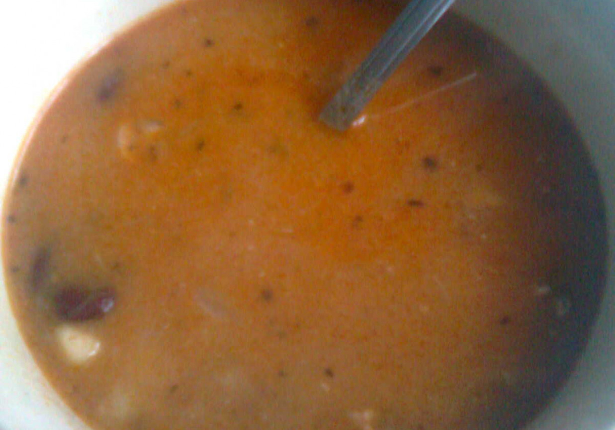 zupa gulaszowa foto