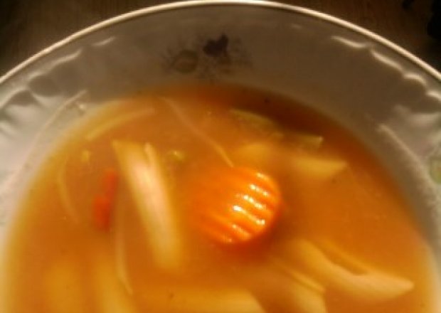 Fotografia przedstawiająca Zupa jarzynowa włoska