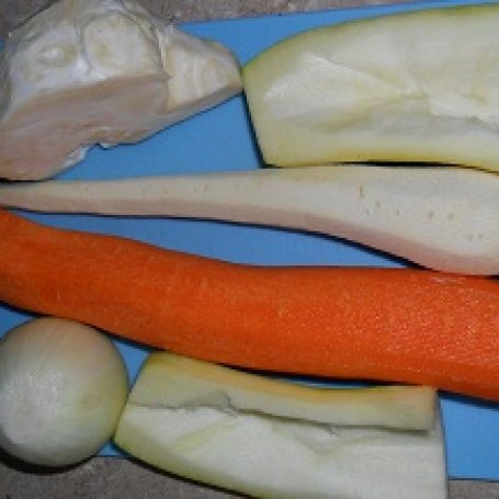 Krok 1 - Zupa jarzynowa z cukinią foto