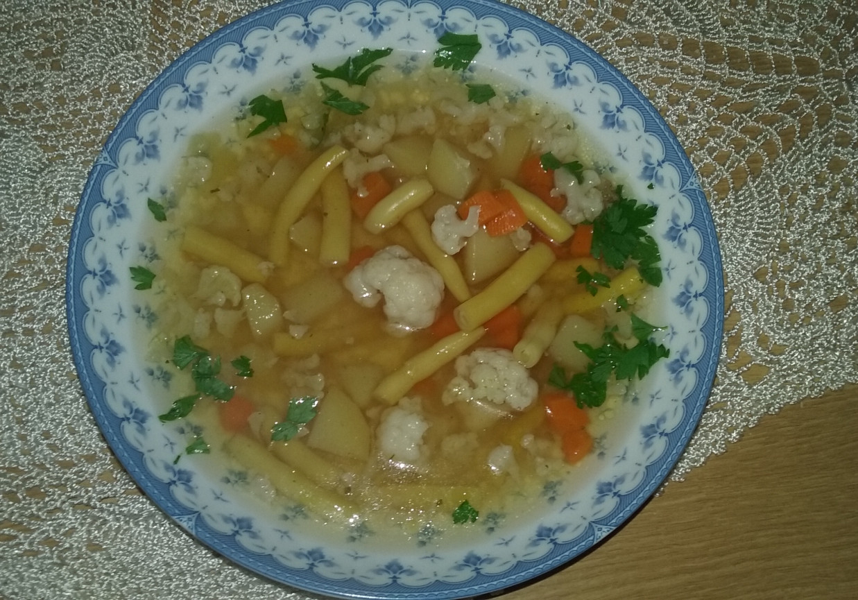 Zupa jarzynowa z japońskim akcentem foto