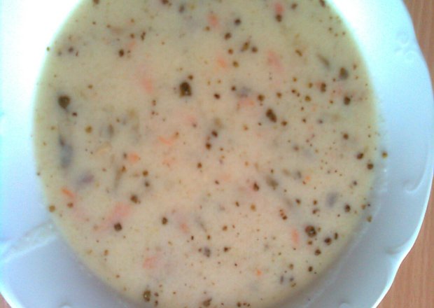 Fotografia przedstawiająca Zupa jarzynowa z kaszą manną