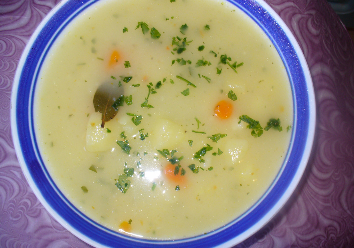 Zupa jarzynowa z ziemniakami foto