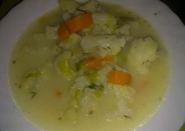 Fotografia przedstawiająca Zupa kalafiorowa Piotrka