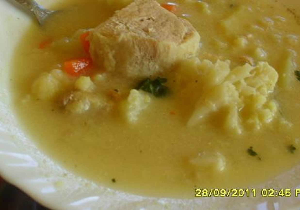 zupa kalafiorowa z miesem foto