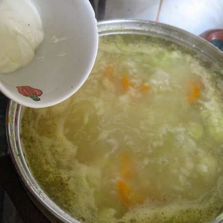 Krok 5 - Zupa kalafiorowa z porem i ryżem foto