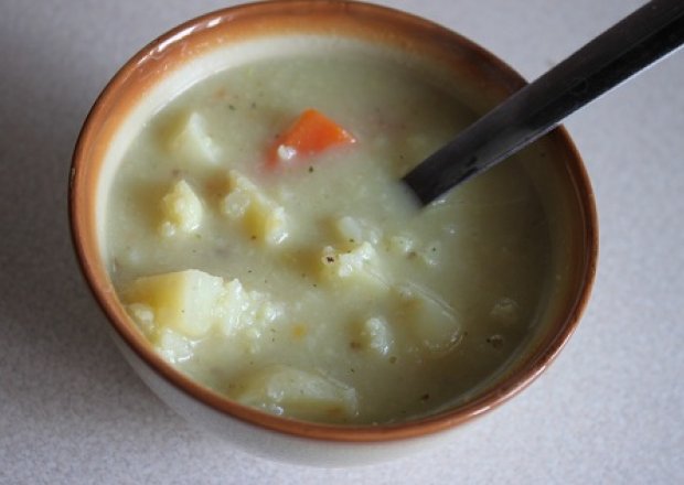 Fotografia przedstawiająca Zupa kalafiorwa