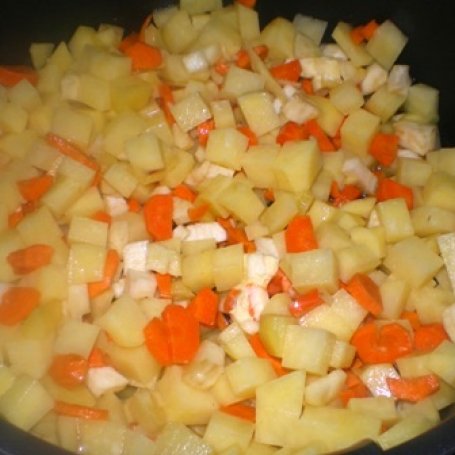 Krok 2 - Zupa Kartoflanka foto