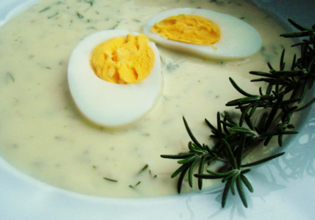 Zupa koperkowa z jajkiem i rozmarynem foto