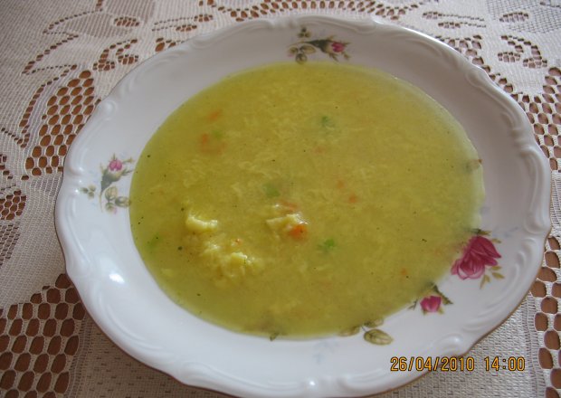 Fotografia przedstawiająca Zupa koperkowa z kluskami