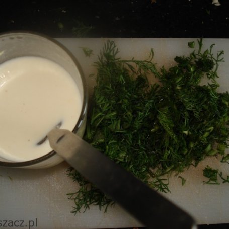 Krok 3 - Zupa koperkowa z ziemniakami i mlekiem foto