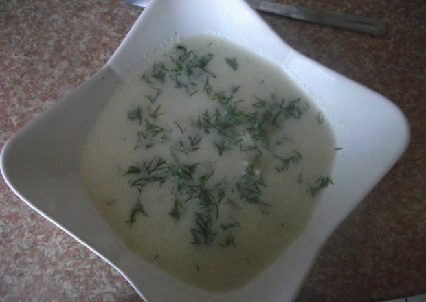 Fotografia przedstawiająca Zupa koperkowa z ziemniakami
