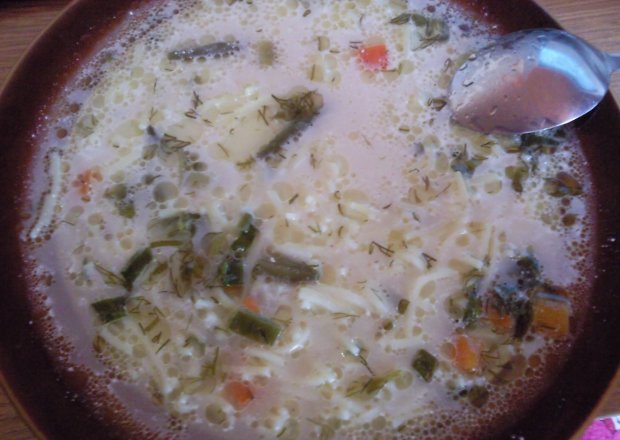 Fotografia przedstawiająca Zupa koperkowa ze śmietaną