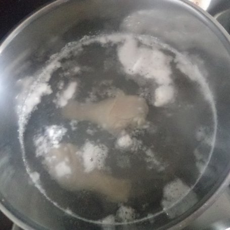 Krok 1 - Zupa koperkowo-pieczarkowa z kaszą owsianą -podana w chlebku :) foto