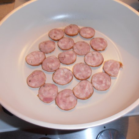 Krok 5 - Zupa krem brokułowo-szpinakowa z bekonową kiełbasą foto