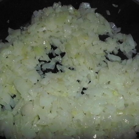 Krok 2 - Zupa krem cebulowa z grzankami foto