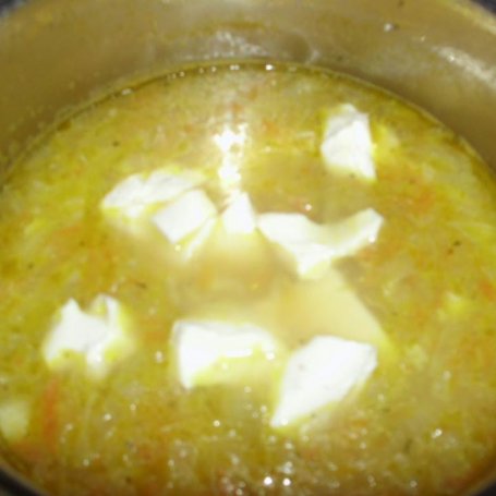Krok 3 - Zupa krem cebulowa z grzankami foto