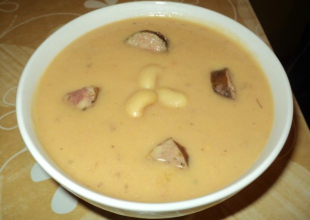 Fotografia przedstawiająca Zupa krem fasolowa